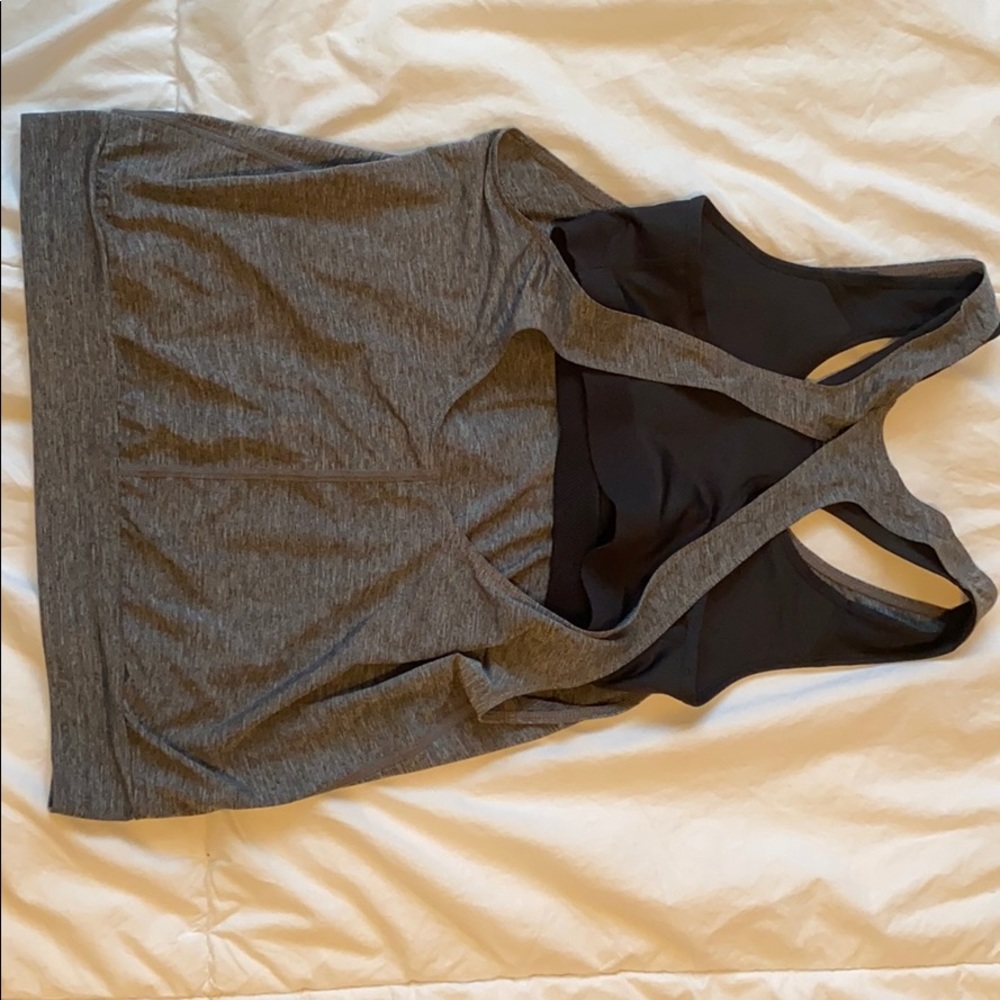 Nike Built In Bra Tank - Picture 4 of 6